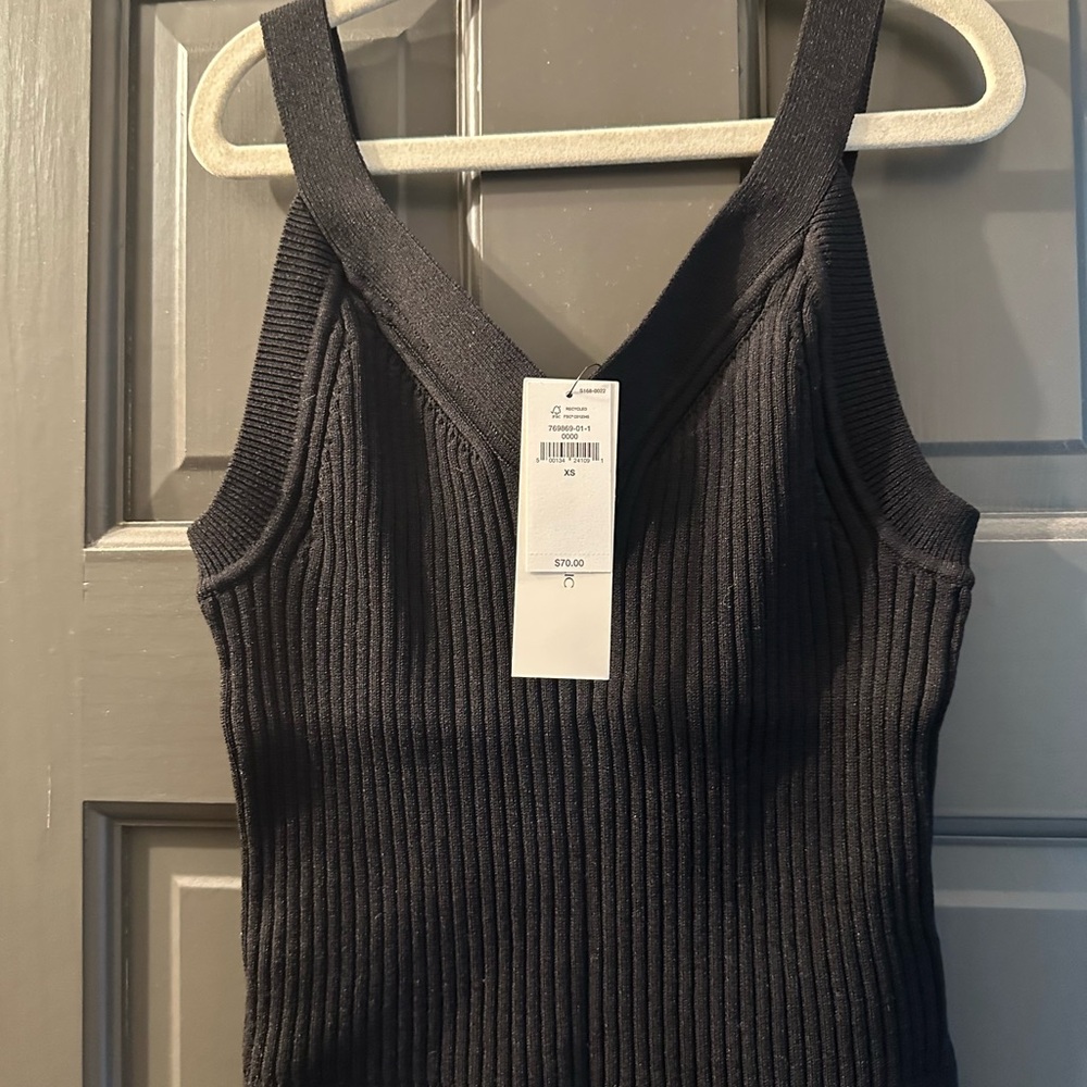 Banana Republic Black Ribbed V-Neck Tank Top